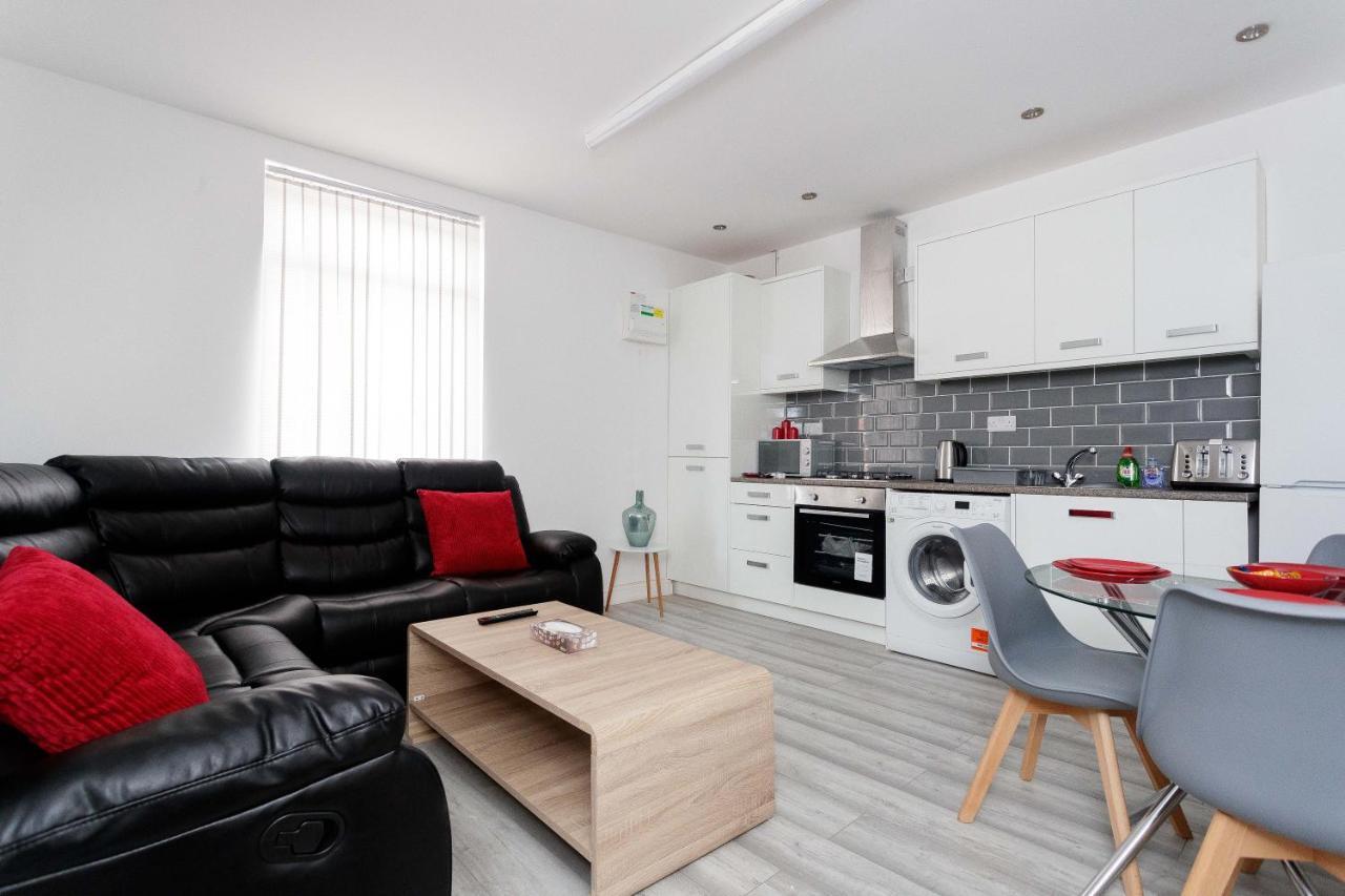 Calvin House Apartments Лийдс Екстериор снимка